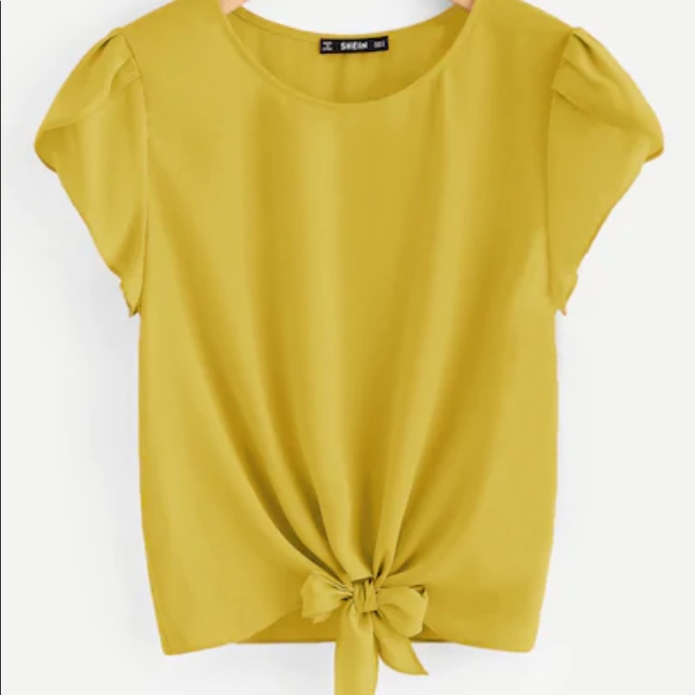 Tulip Sleeve Knot Top, Dress up or down! S